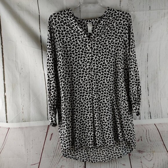 H&M Womens Size M Black & White Animal Print Long Sleeve Tunic Blouse - Picture 1 of 8